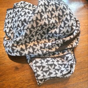 Michael Kors infinity scarf